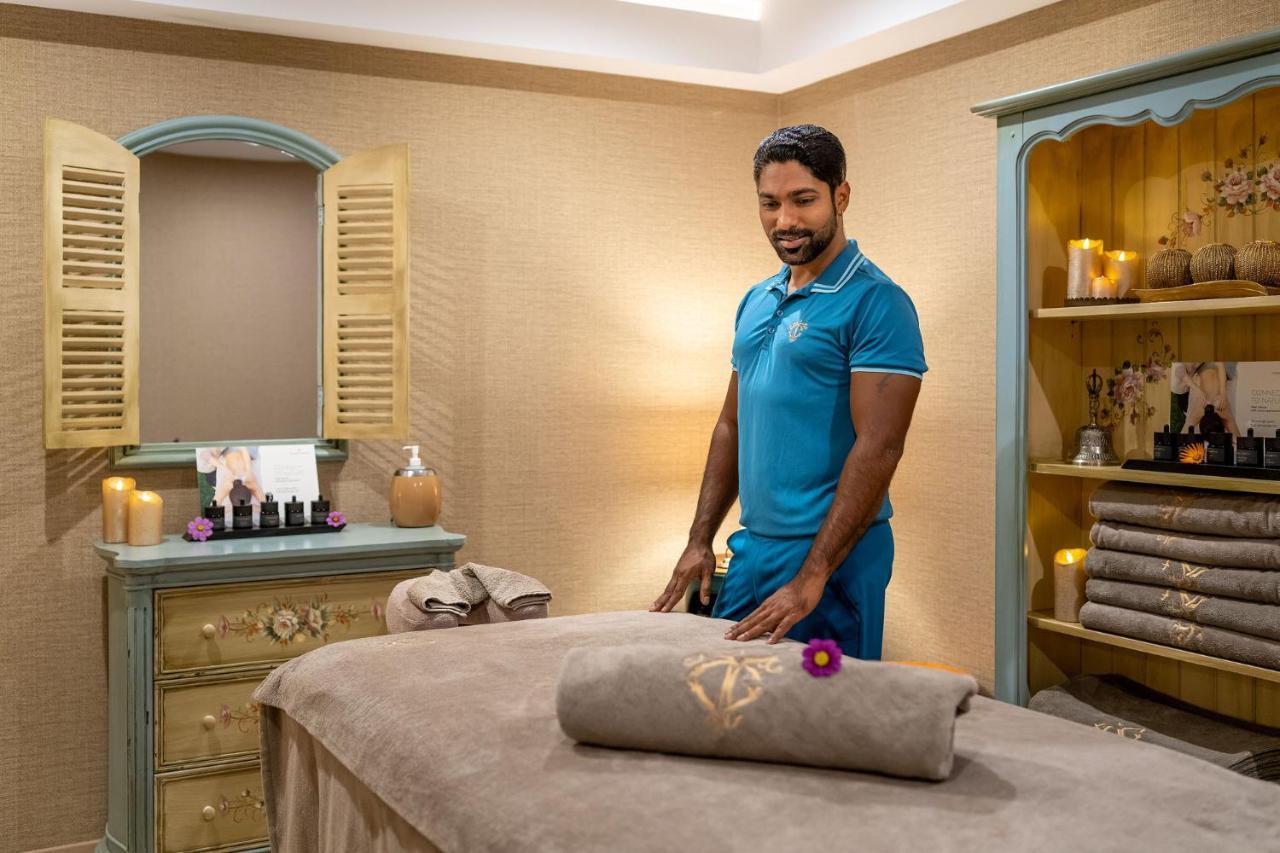 Casa Timis - Wellness & Spa Resort Chiţorani エクステリア 写真 Ayurvedic massage